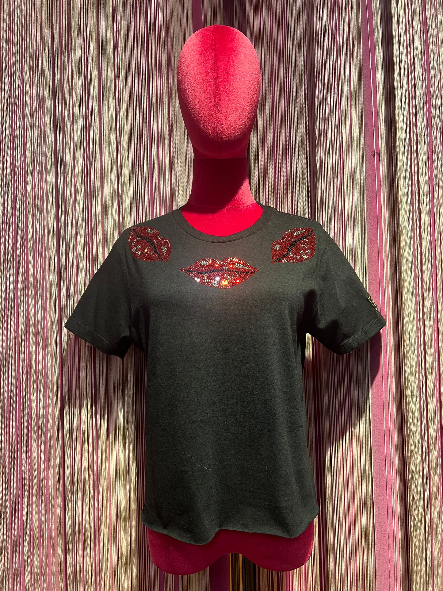 5 Progress -40% di sconto t-shirt con decorazioni bocche Swarovski