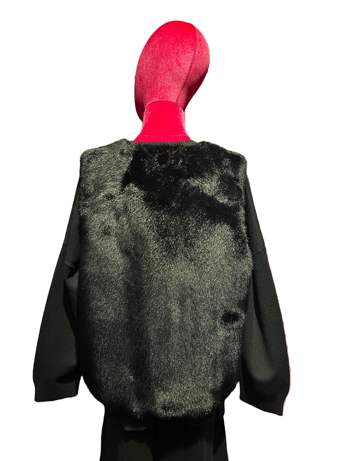 The room completo tre pezzi nero gilet simil pelliccia maglia e pantalone in maglia