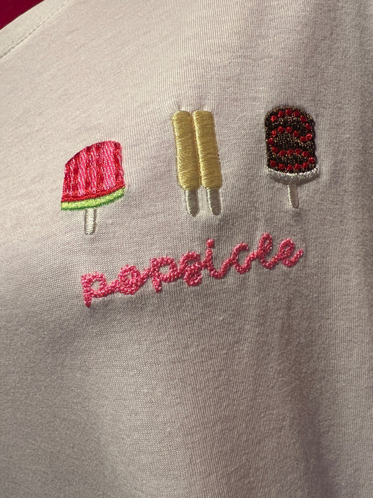 Love & roses t-shirt over con scritta ricamata “ popsicle “