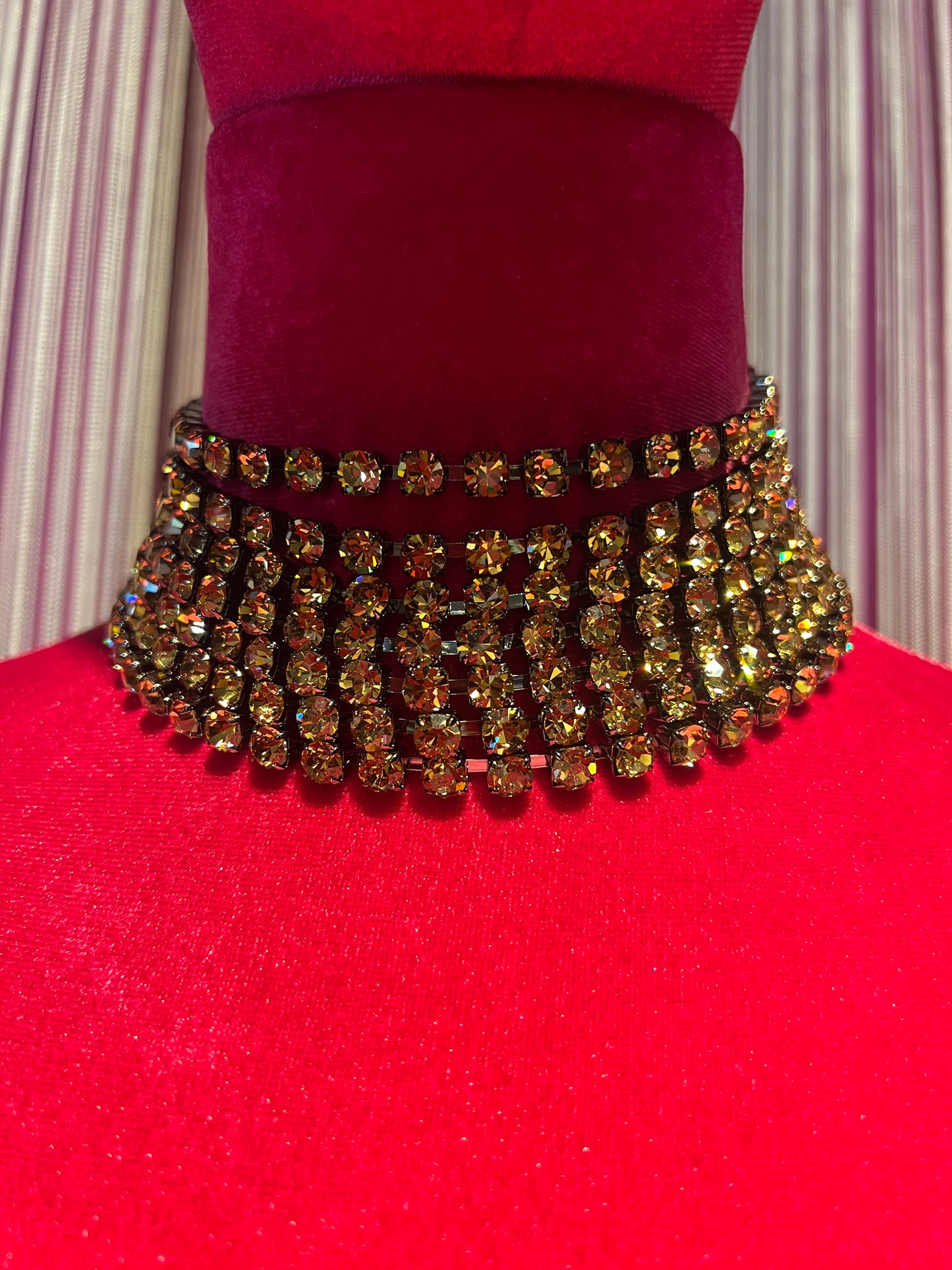 Choker 7 fili cristalli bronzo montati su metallo grigio antracite
