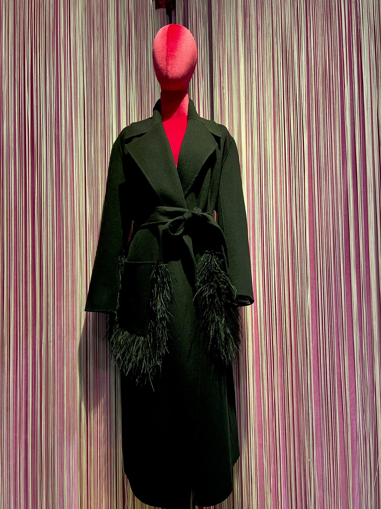 11Love is glamour cappotto 100% lana con decorazioni piume di struzzo tasche