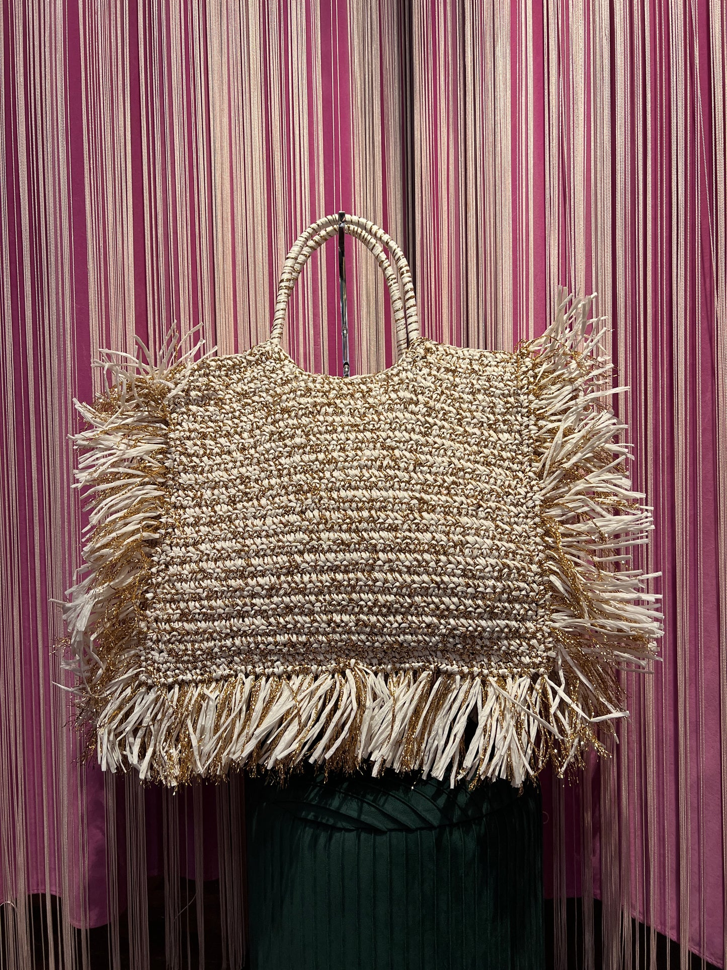 Love & roses borsa rafia con frange panna e filo lurex bronzo