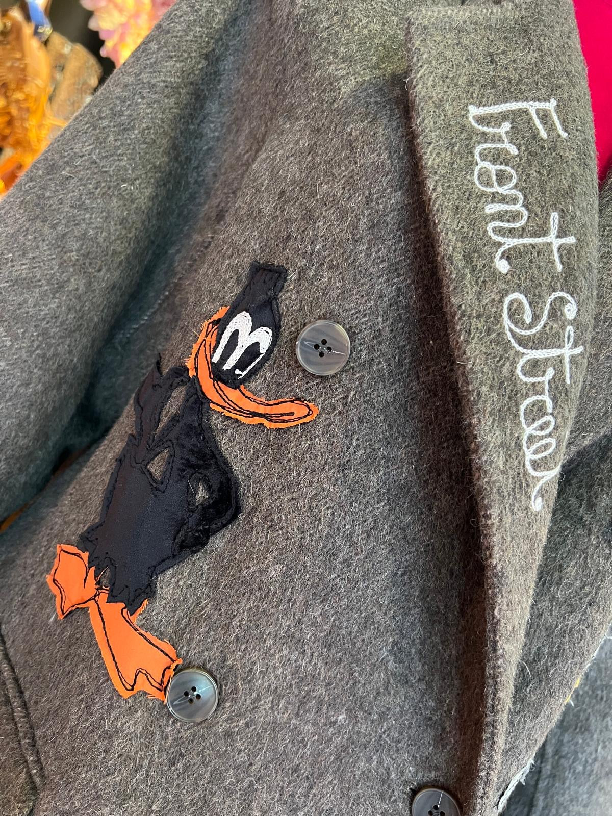 Front street cappotto 100% lana doppiopetto con patch looney tunes