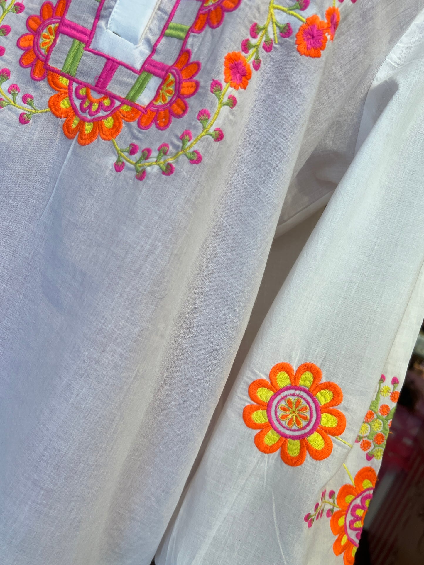 Mon amour Paris sconto-30% blusa in mussola di cotone con ricami e manica ampia