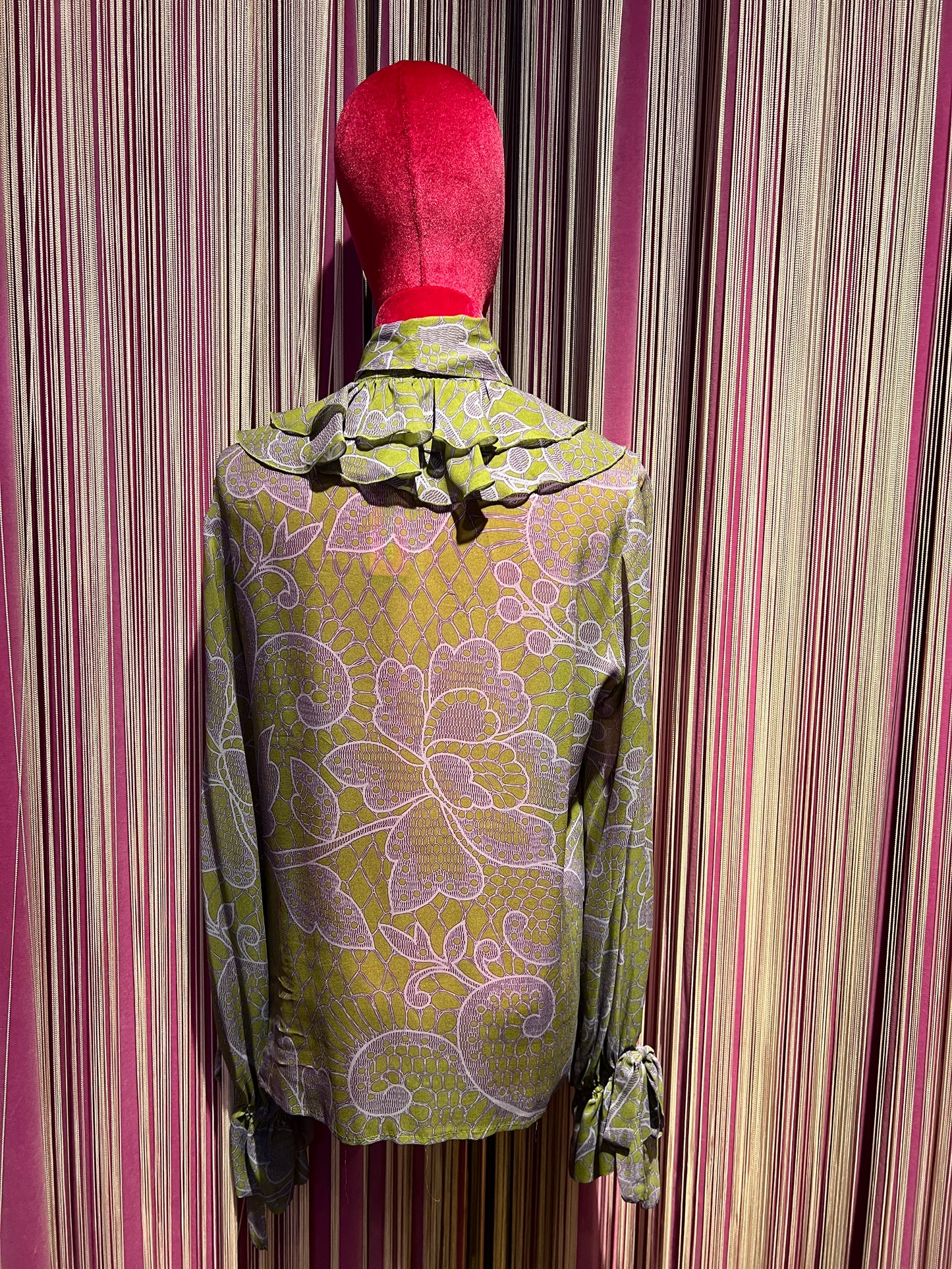 Pink memories camicia viscosa stampa pizzo con fiocco e rouches  lilla/ verde