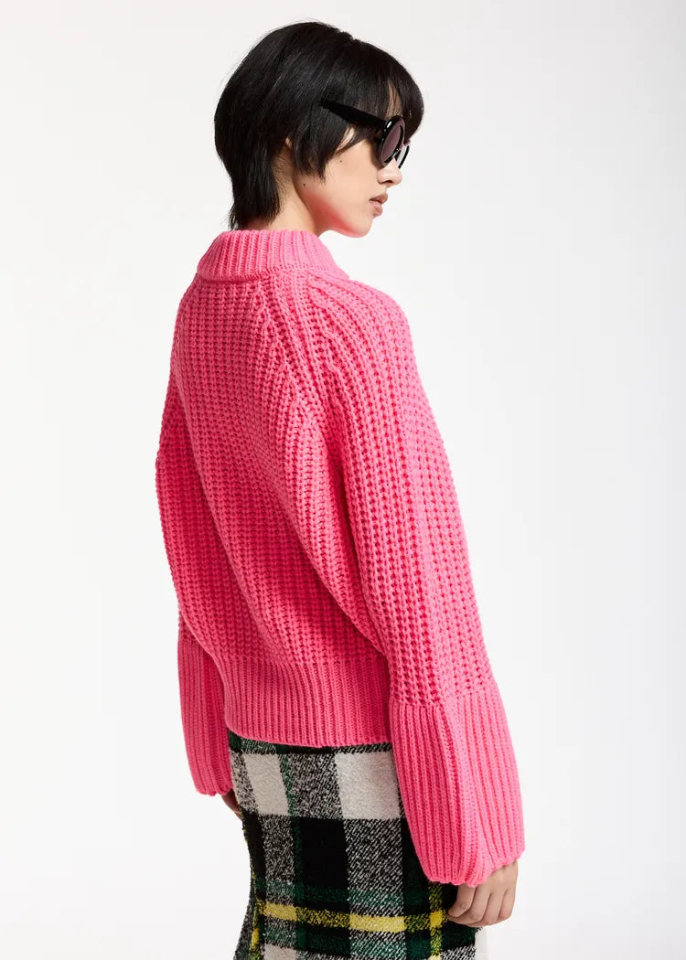 Essentiel antwerp maglione collo alto chunky con maniche voluminose rosa