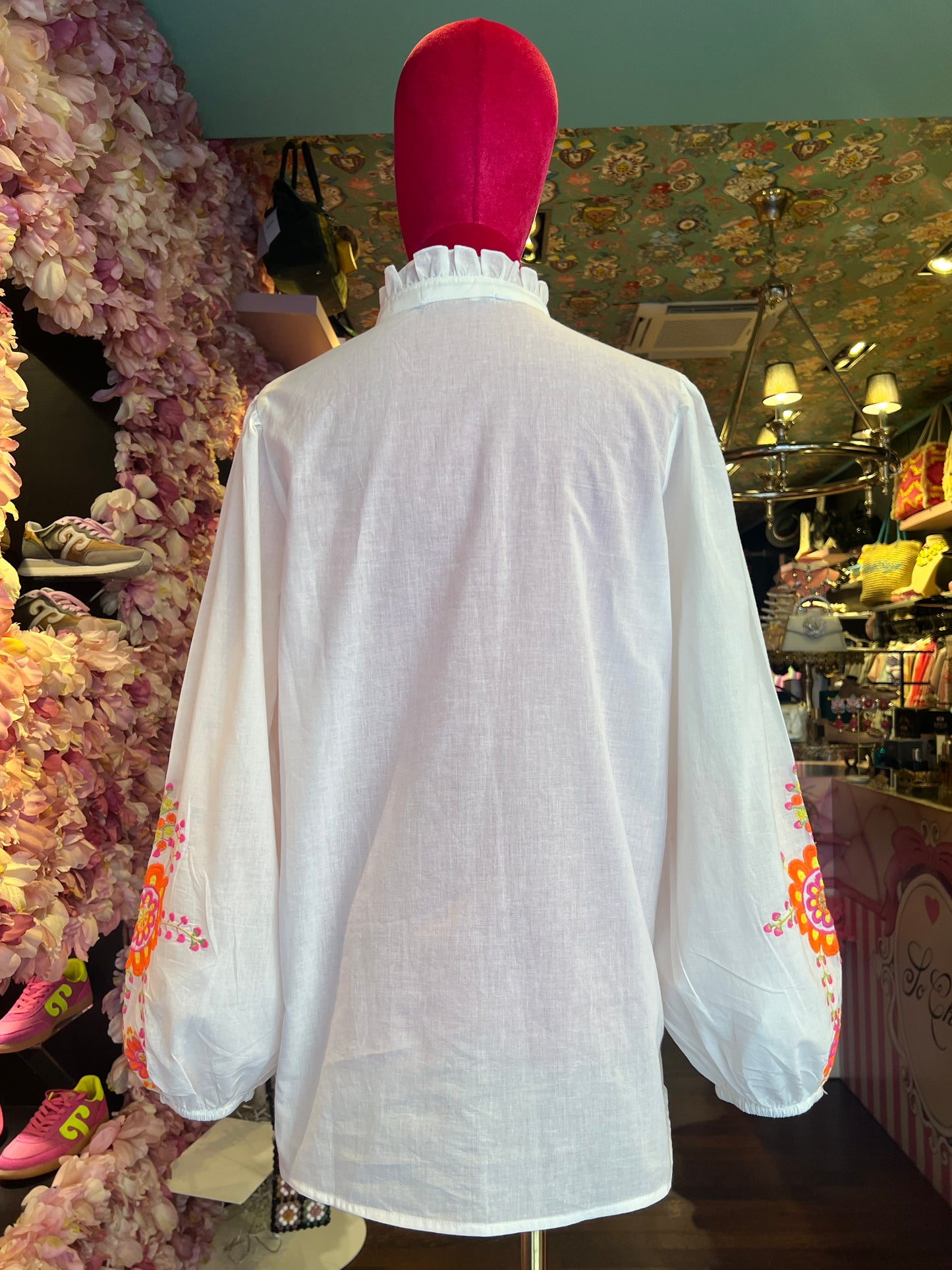 Mon amour Paris sconto-30% blusa in mussola di cotone con ricami e manica ampia