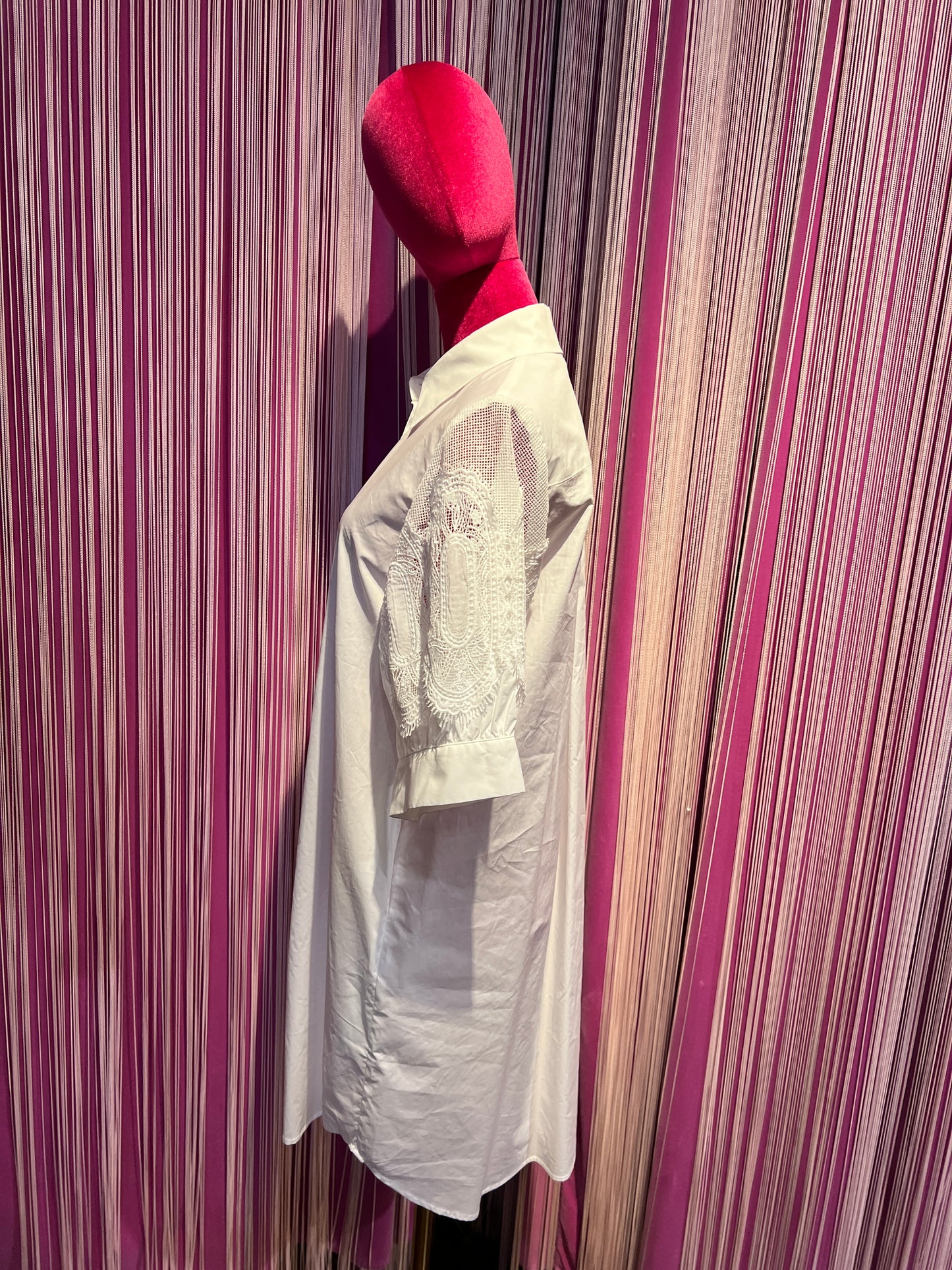 Ermanno Scervino abito abbottonato davanti bianco con manica pizzo