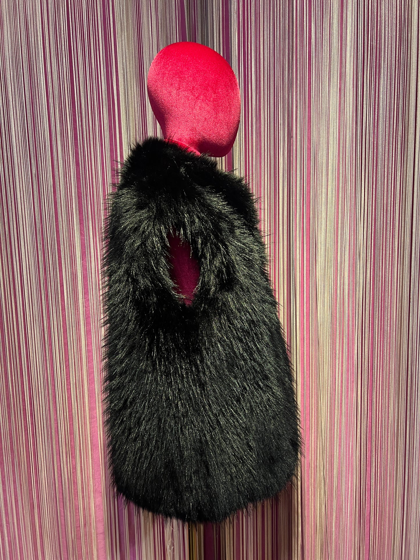 The room gilet ecopelliccia nera