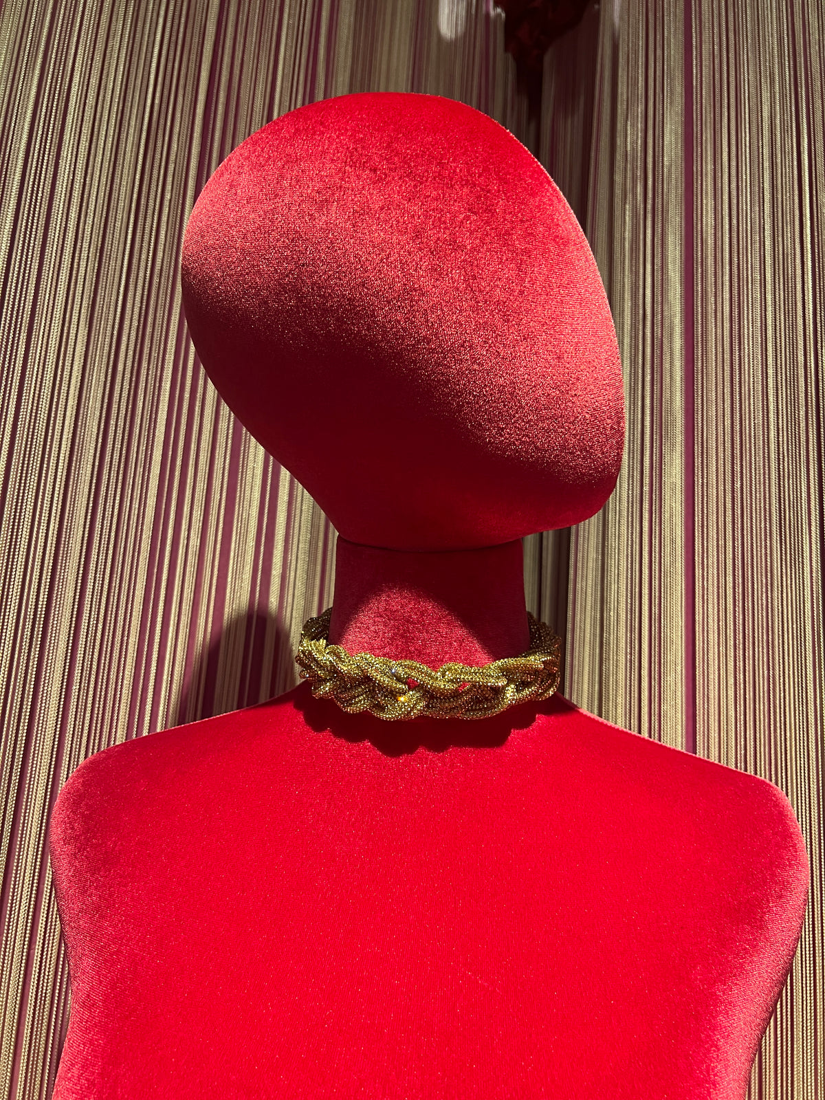 Choker o bracciale cristalli motivo intrecciato dorato
