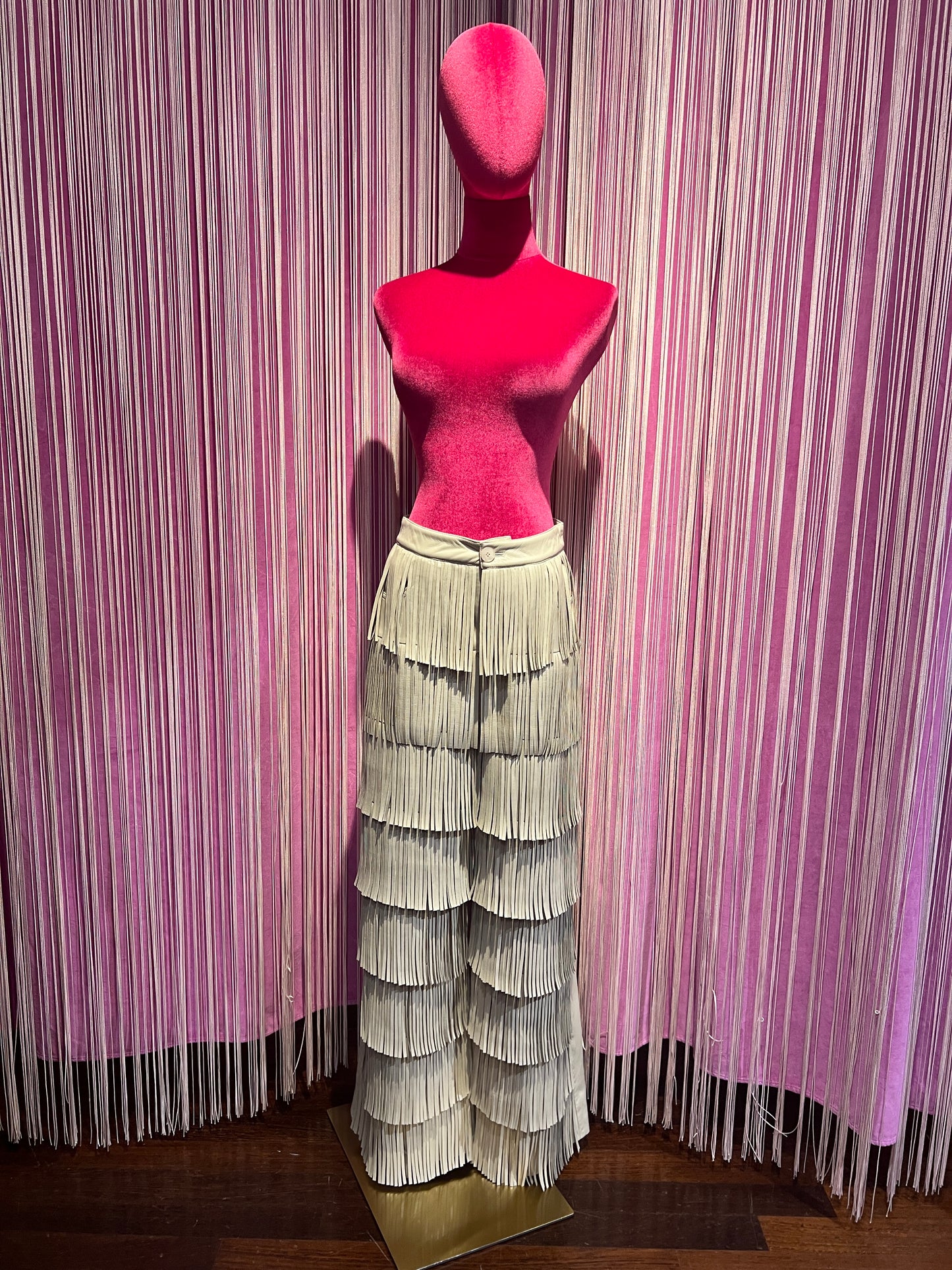 Isabelle Blanche Paris pantalone in ecopelle con frange ghiaccio