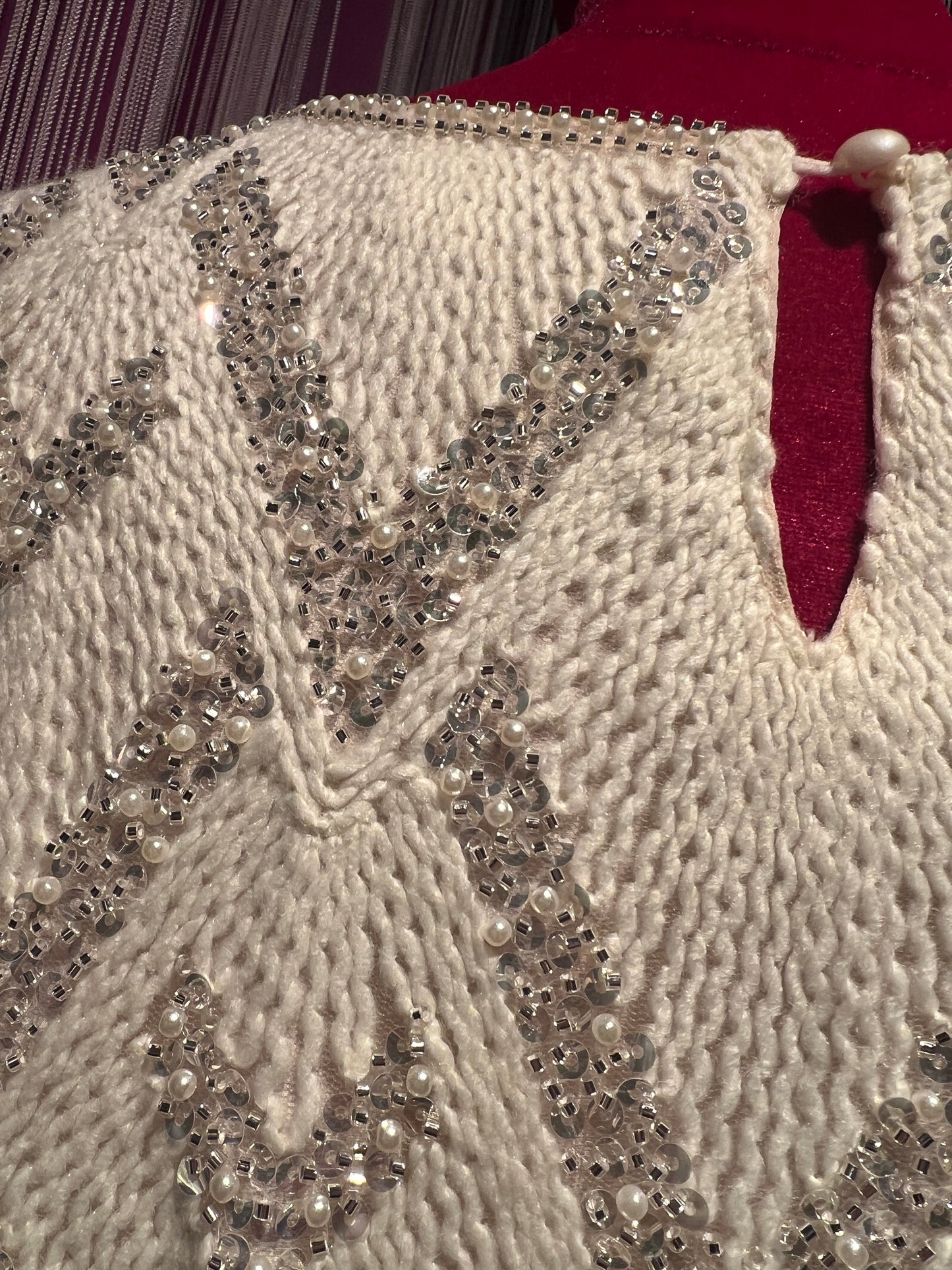 Front street abito ricamato paillettes e perle panna
