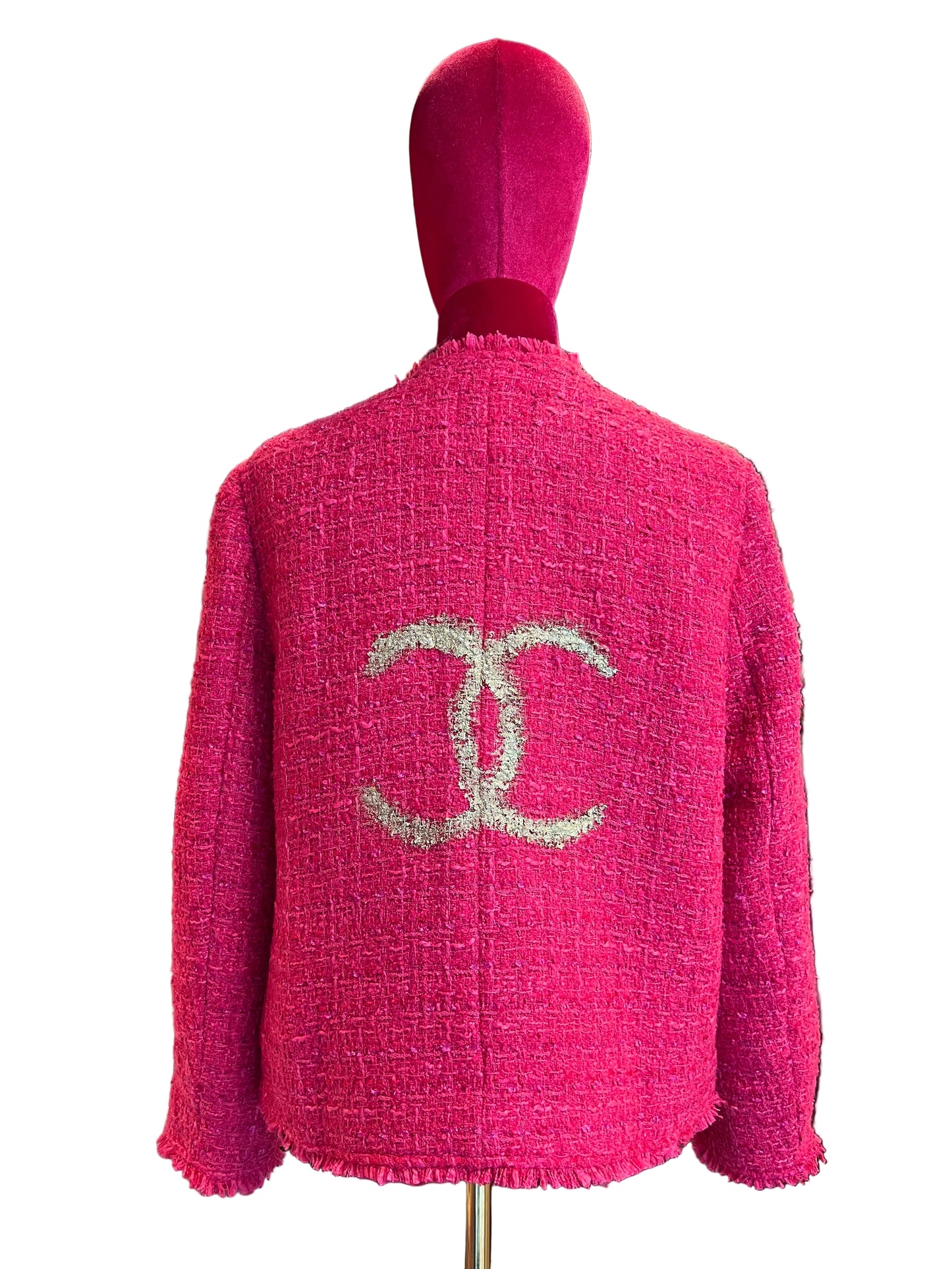 ABpink🩷 giacca in tweed boucle’ rosa fucsia con applicazioni perle e spille