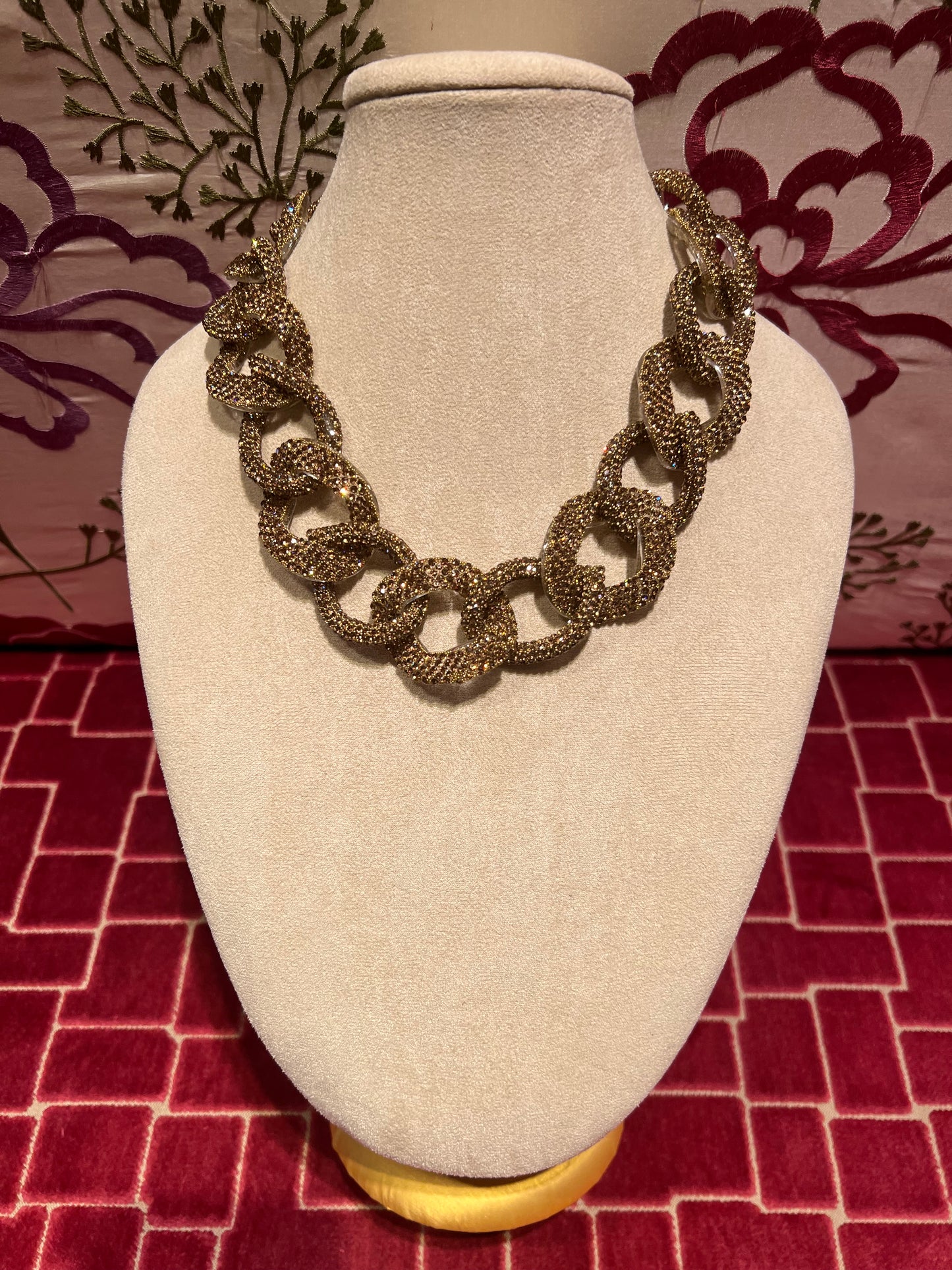 Collana resina oro