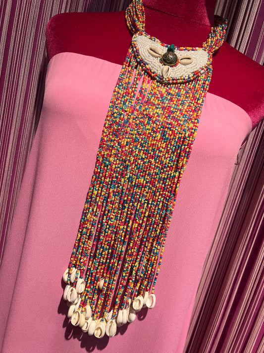 Collana maxi frange di perline multicolor e conchiglie
