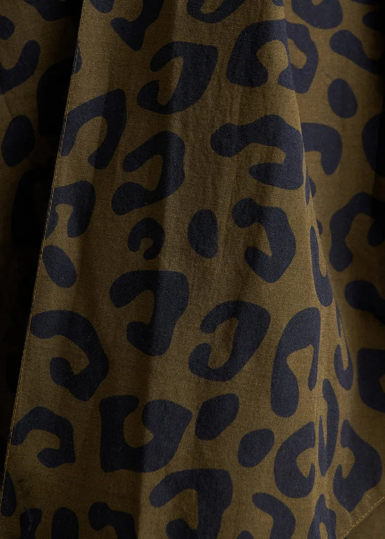 Essentiel antwerp camicia di cotone con fiocco al collo stampa leopardata kaki e blu