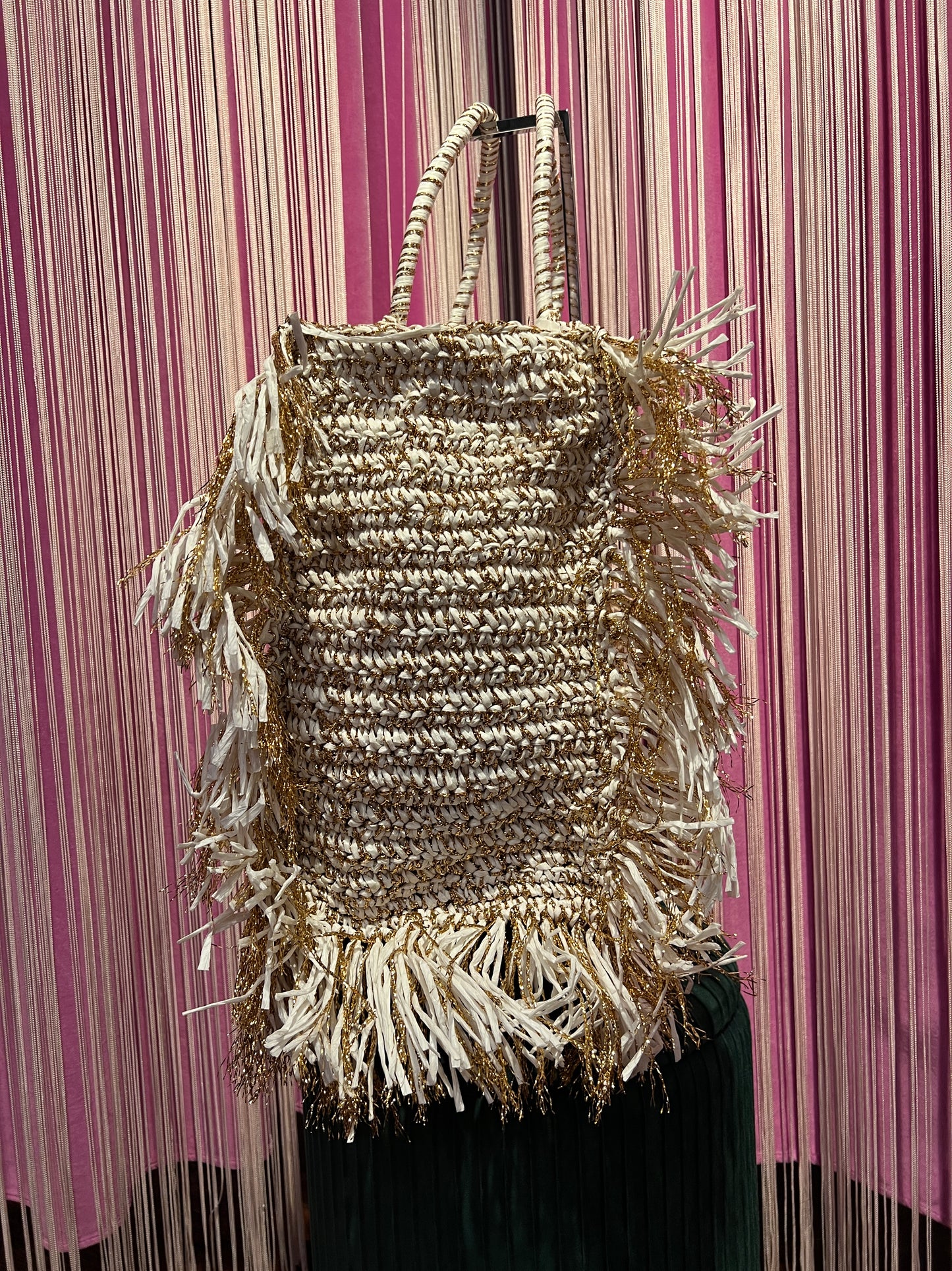 Love & roses borsa rafia con frange panna e filo lurex bronzo
