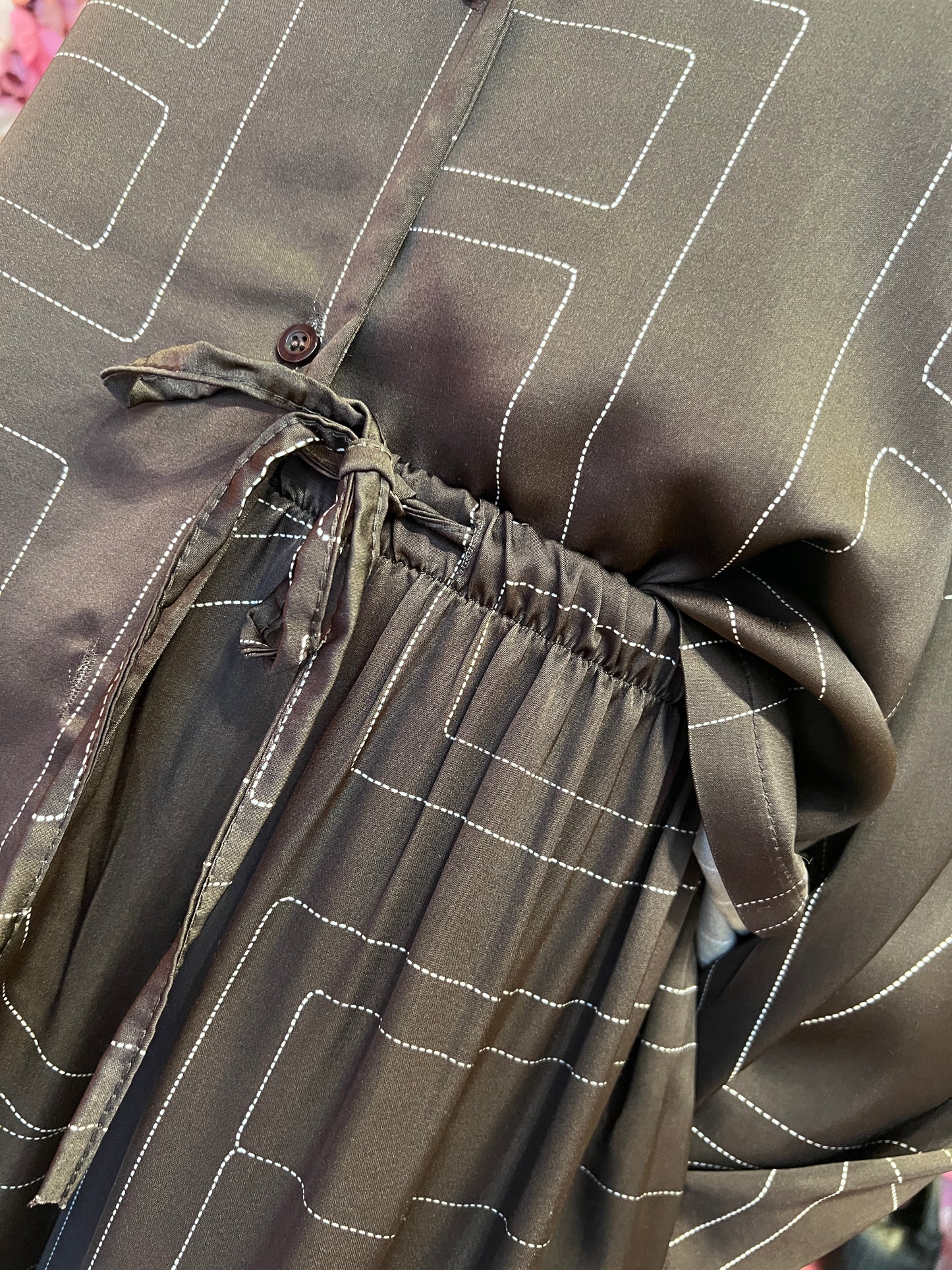 The room completo camicia e pantalone palazzo marrone e bianco