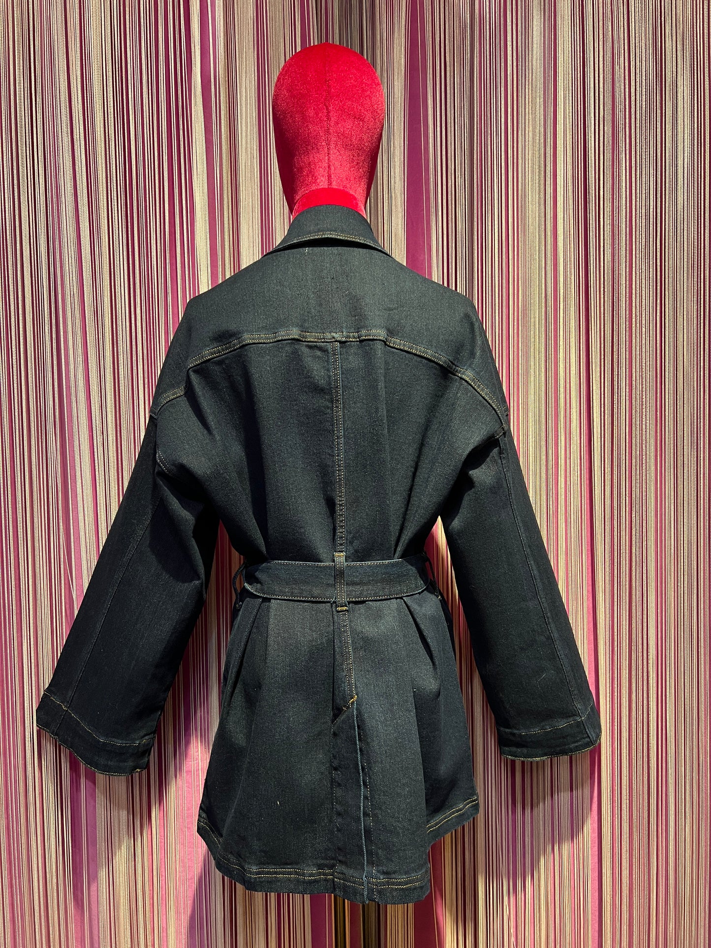 ABpink🩷 giacca denim con cintura con applicazione ramage fucsia patch e tasche logate GG