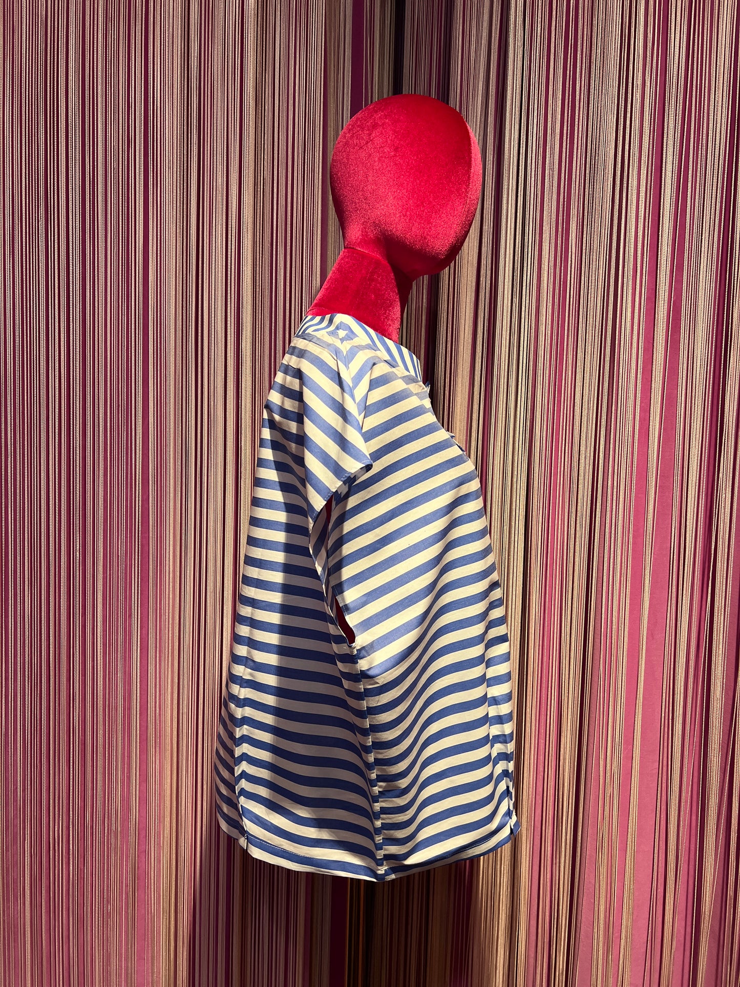 Miki Thumb completo blusa e pantalone a righe azzurro e bianco