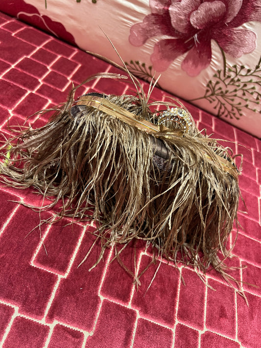 Clutch marabu con tracollina marrone chiaro