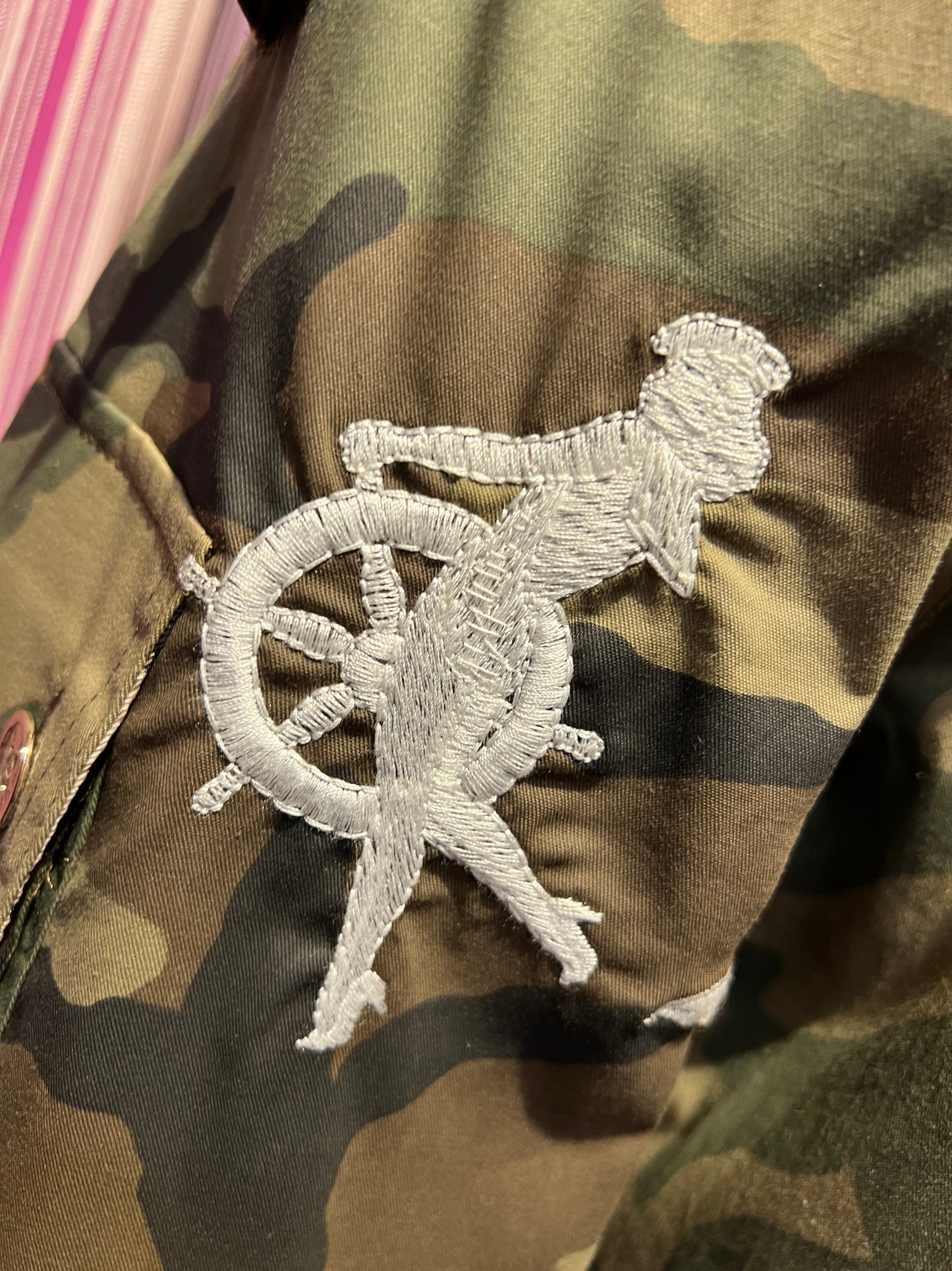 5 Progress pantalone cargo camouflage con patch tattoo