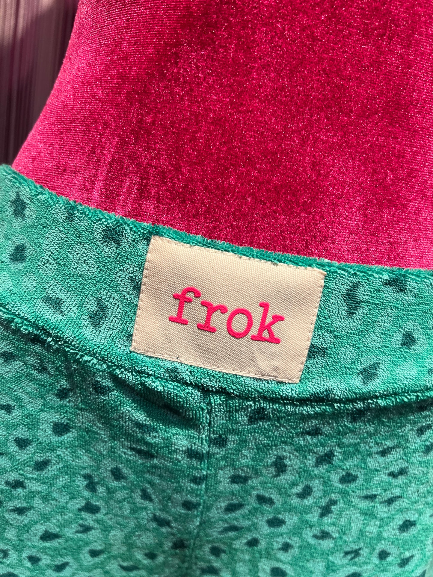 Frok pantalone in spugna verde bandiera disegno leopardo con elastico in vita