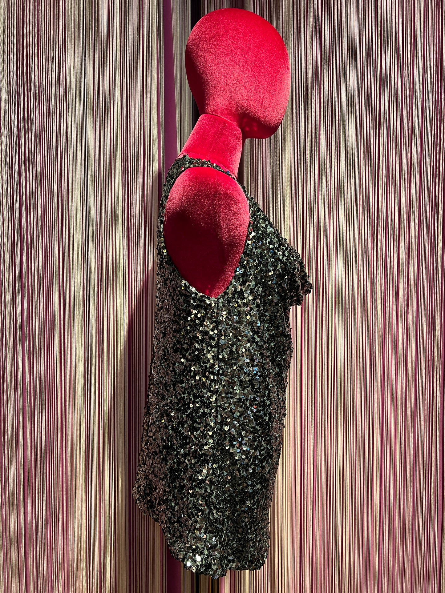 The room canotta paillettes scollo drappeggiato grigio scuro