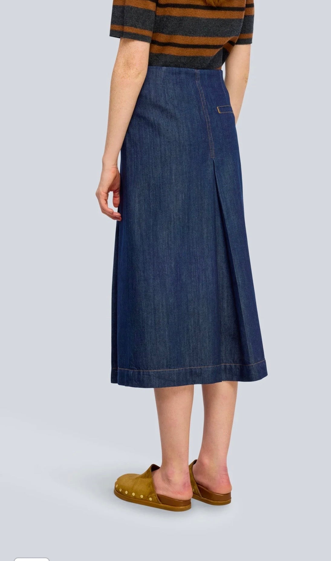 Semicouture gonna in denim midi con pieghe e cinturino in vita