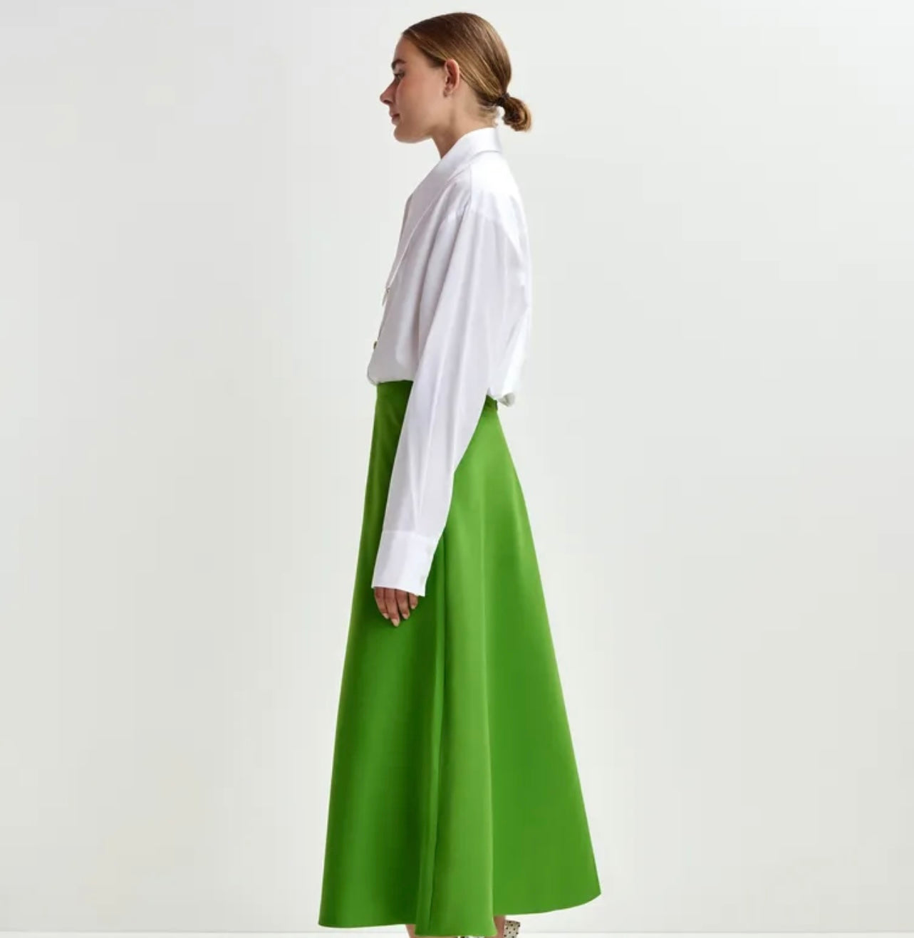 Essentiel antwerp -40% di sconto camicia cotone oversize con colletto allungato può essere annodato, bottoni oro