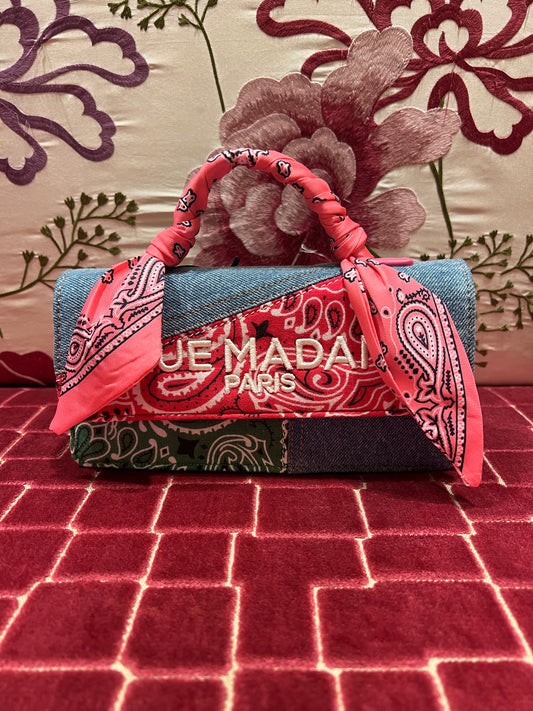 Rue Madam Paris borsa con tracollina ecopelle con patch stampa bandana manico rivestito con foulard stampa bandana rosa Paisley shoulder