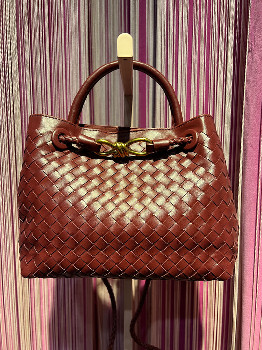 Borsa ecopelle burgundy con lavorazione ad intreccio e tracolla