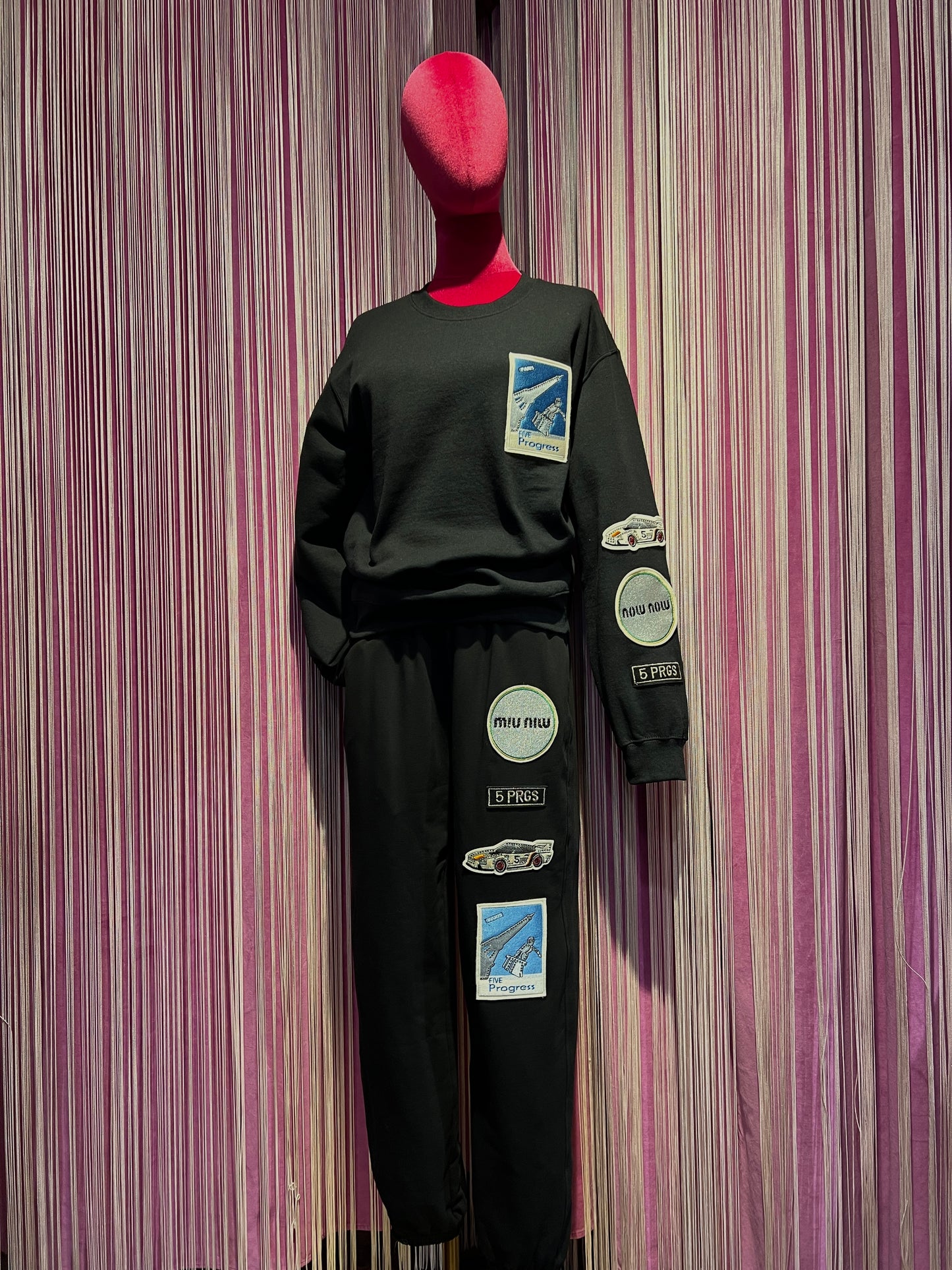 5 Progress completo felpa e pantalone con applicazione patch