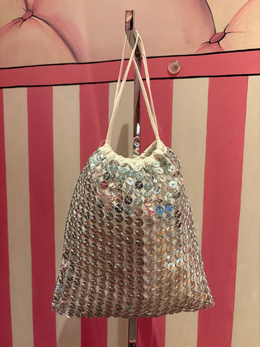 Isabelle Blanche Paris pochette in paillettes argento