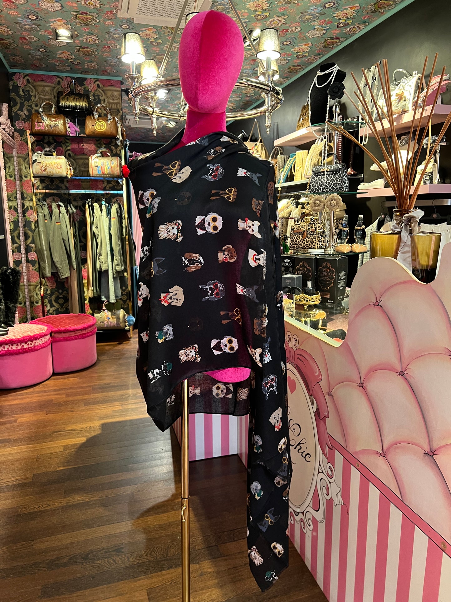 Sciarpa / foulard nera con cani
