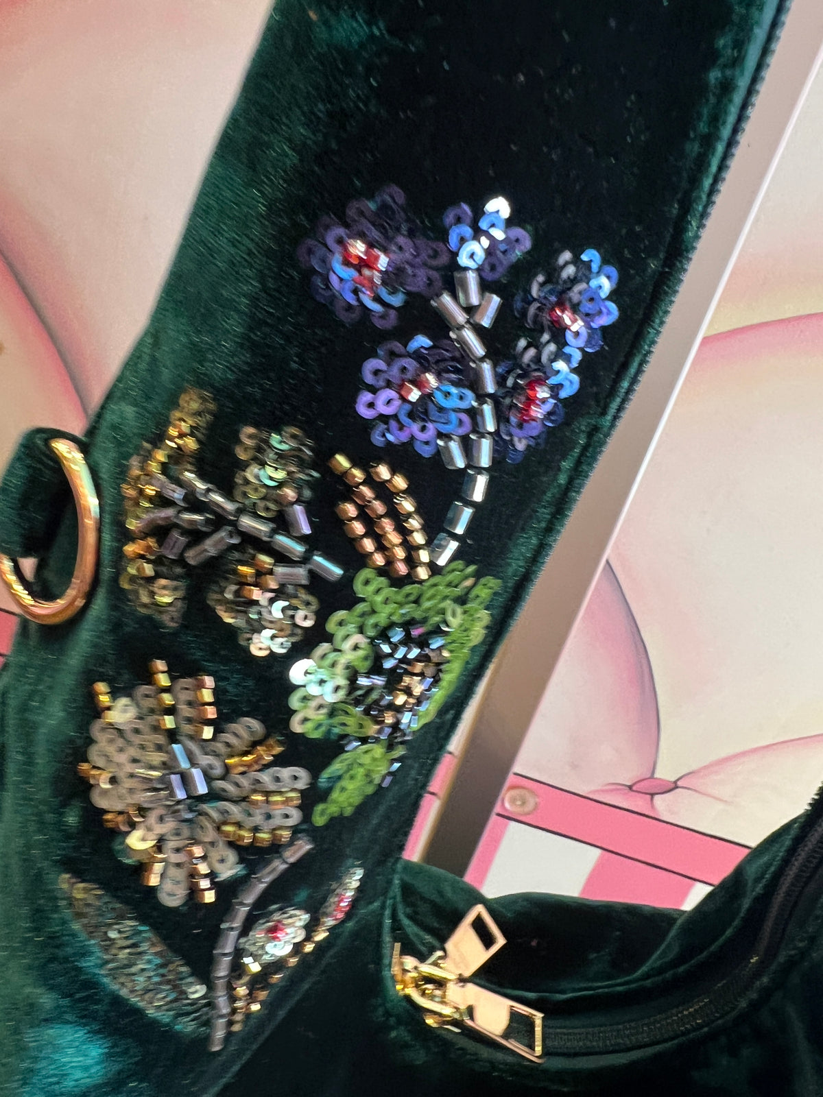 Love & roses borsa a spalla in velluto verde con ricami floreali di paillettes e perline stile orientale, con tracollina