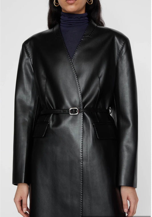 Isabelle Blanche Paris cappotto lungo in ecopelle con cintura