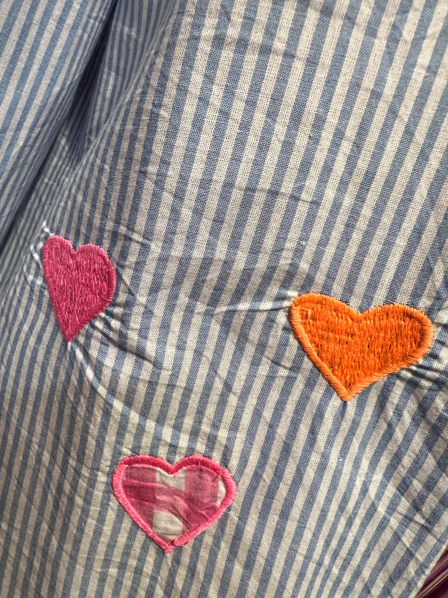 Mon amour Paris camicia righe celesti colletto e polsi a quadretti rosa e bianco che n ciliegie