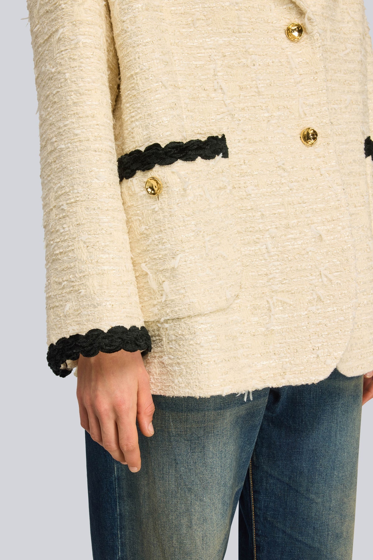 Semicouture giacca panna in tweed abbottonata frontale con rever profilo nero vestibilita’ over