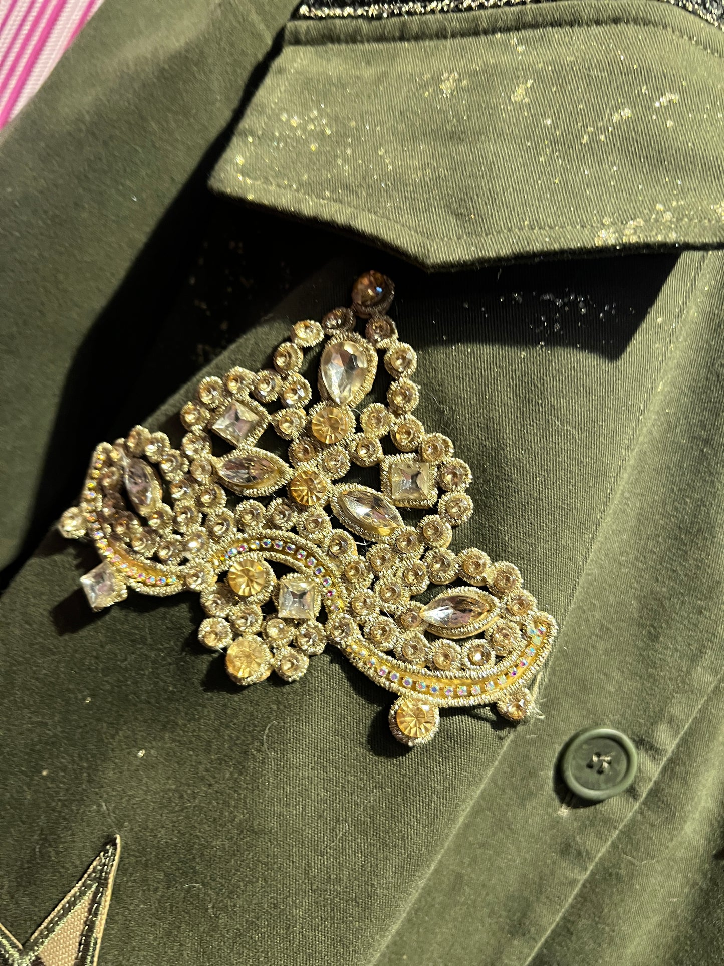 ABpink🩷 giacca Charlotte verde militare patch stelle con due pantere sul retro arancio e nere vestibilita’ 40/48
