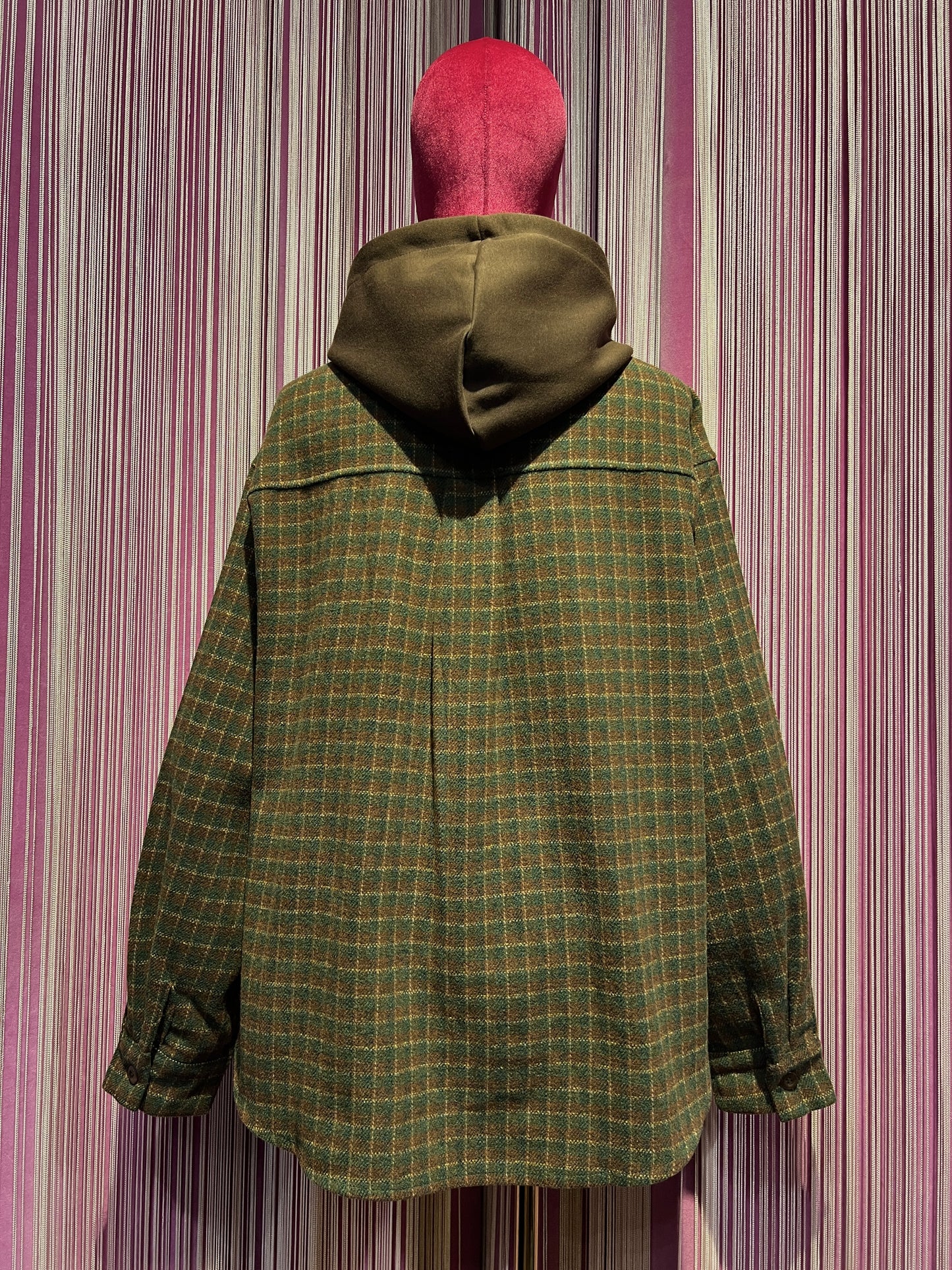 The room camicia giubbotto con cappuccio ,fantasia quadri e cristalli