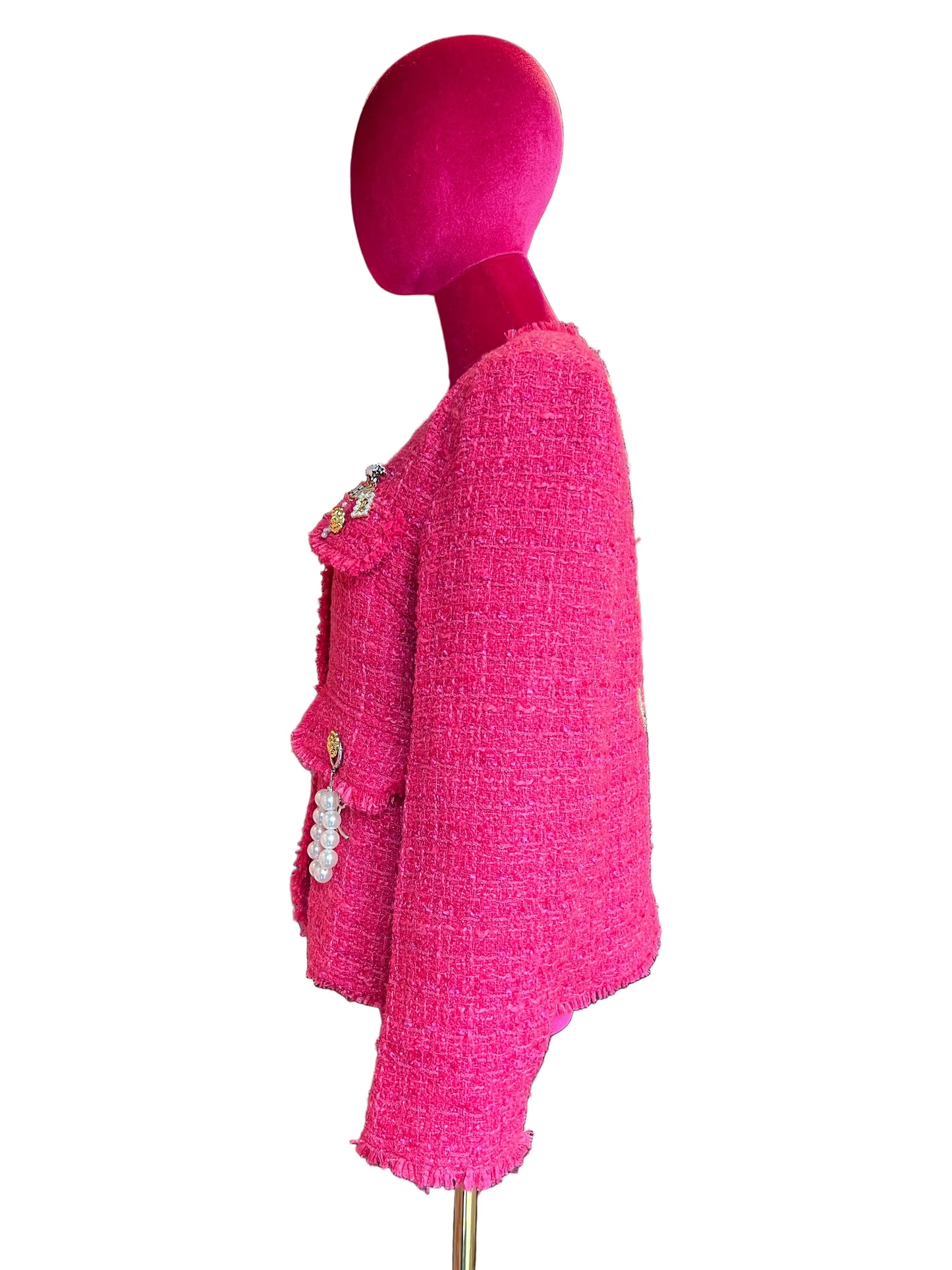 ABpink🩷 giacca in tweed boucle’ rosa fucsia con applicazioni perle e spille