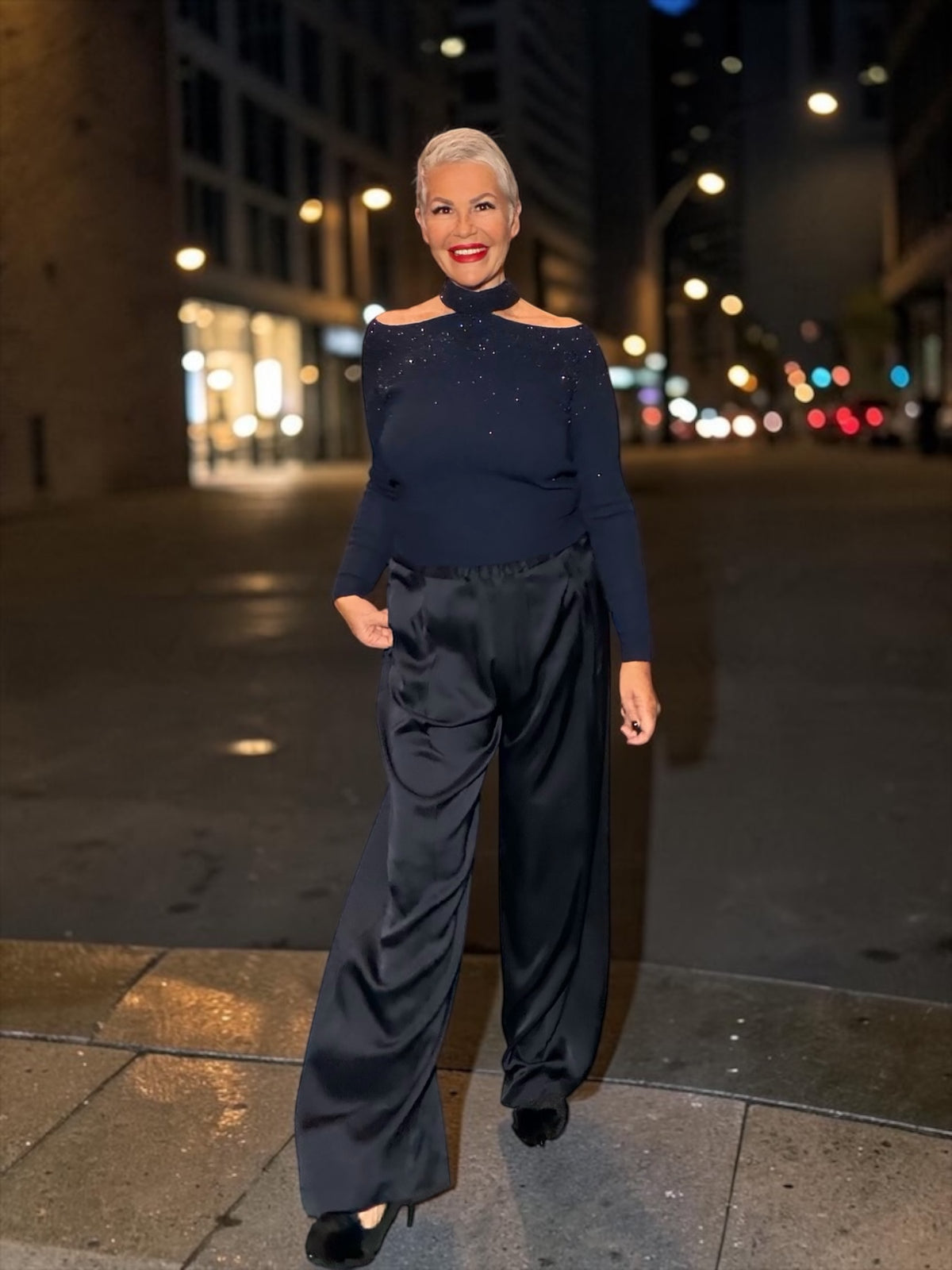 Semicouture pantalone blu notte in satin gamba ampia con elastico in vita