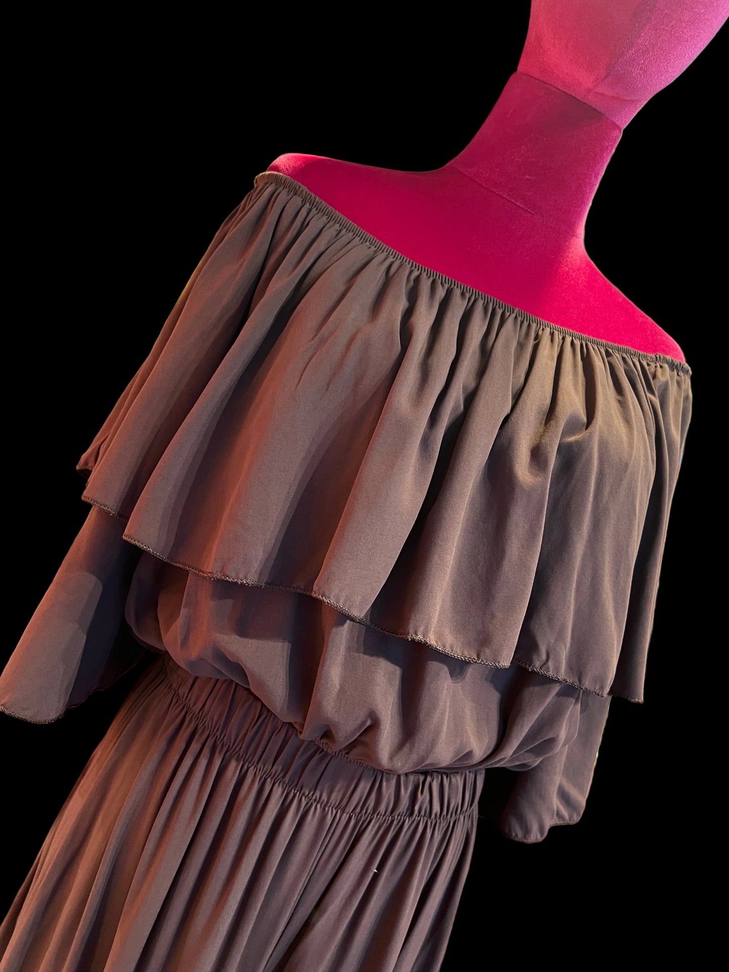 Mon amour Paris completo oversize cioccolato blusa scollo Bardot e pantalone palazzo con elastico in vita