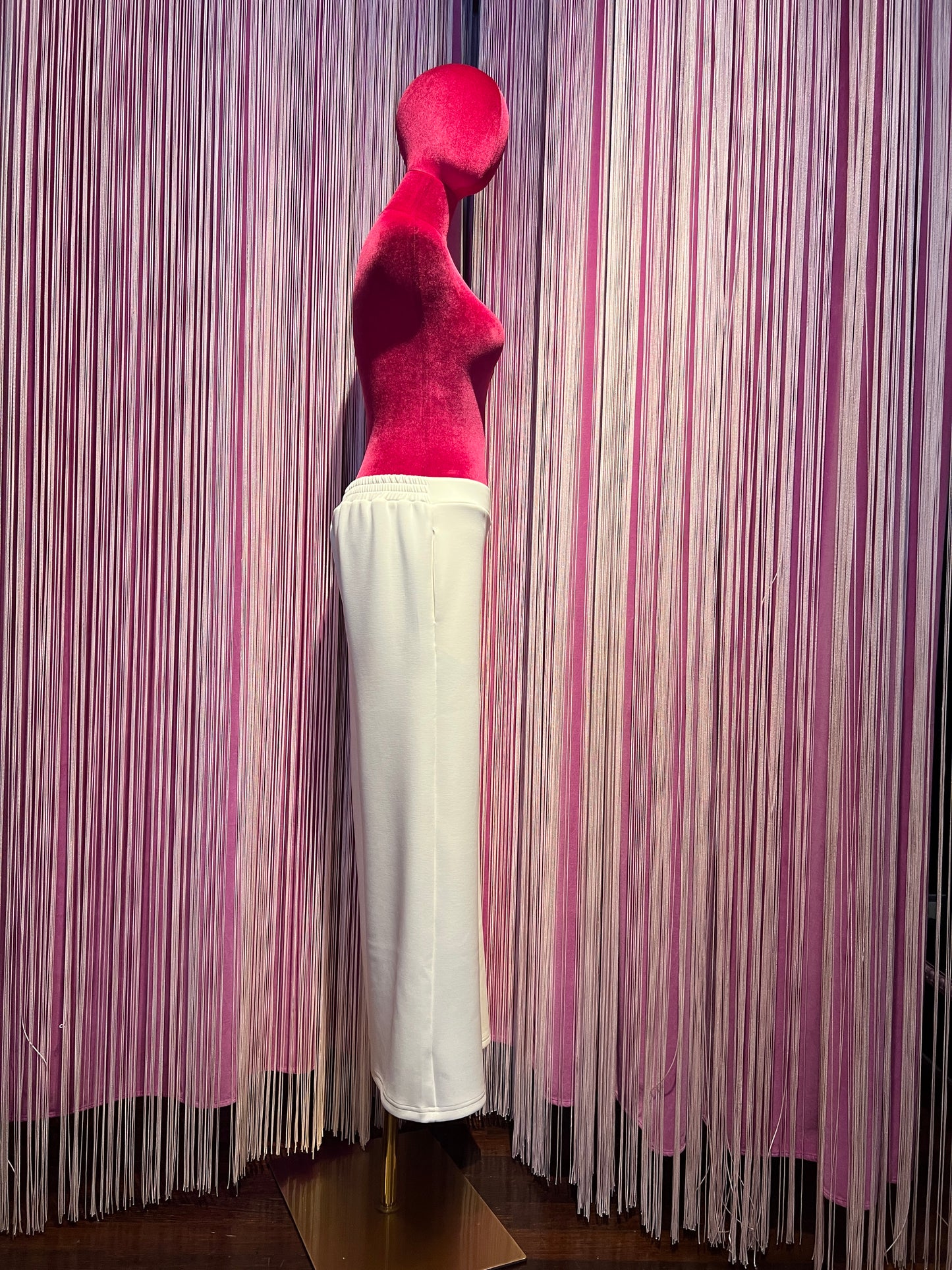 Mon amour Paris completo tre pezzi panna felpa con cappuccio ,pantalone e canotta