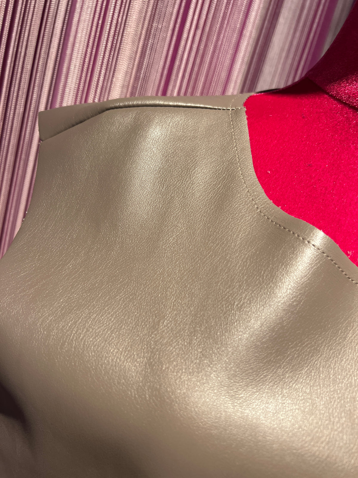 Love & roses top ecopelle taupe