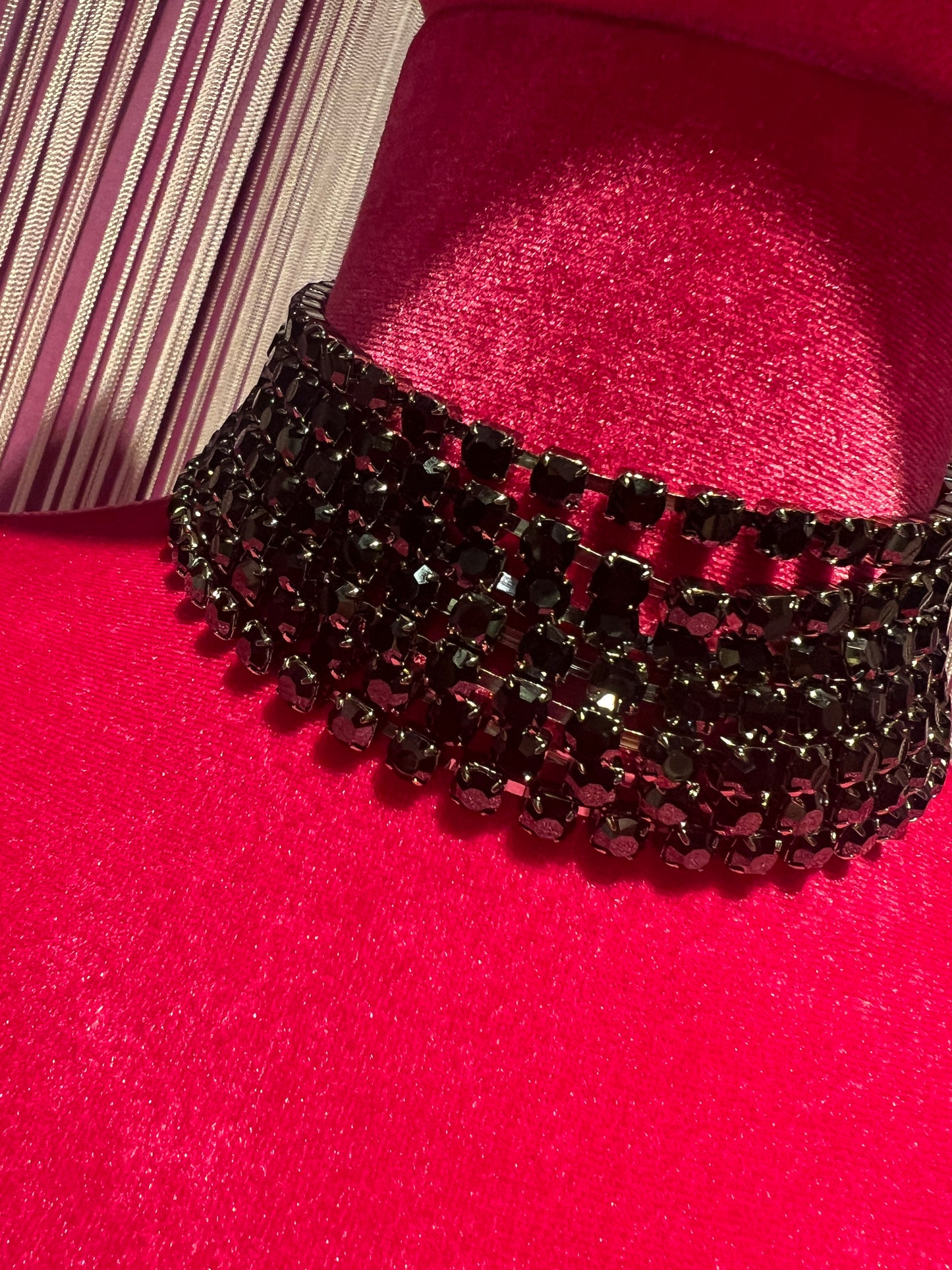 Choker cristalli 7 fili neri