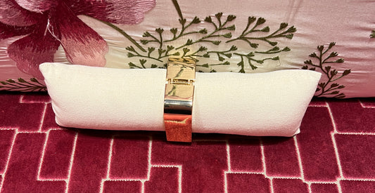 Bracciale quadrato metallo oro chiusura a molla