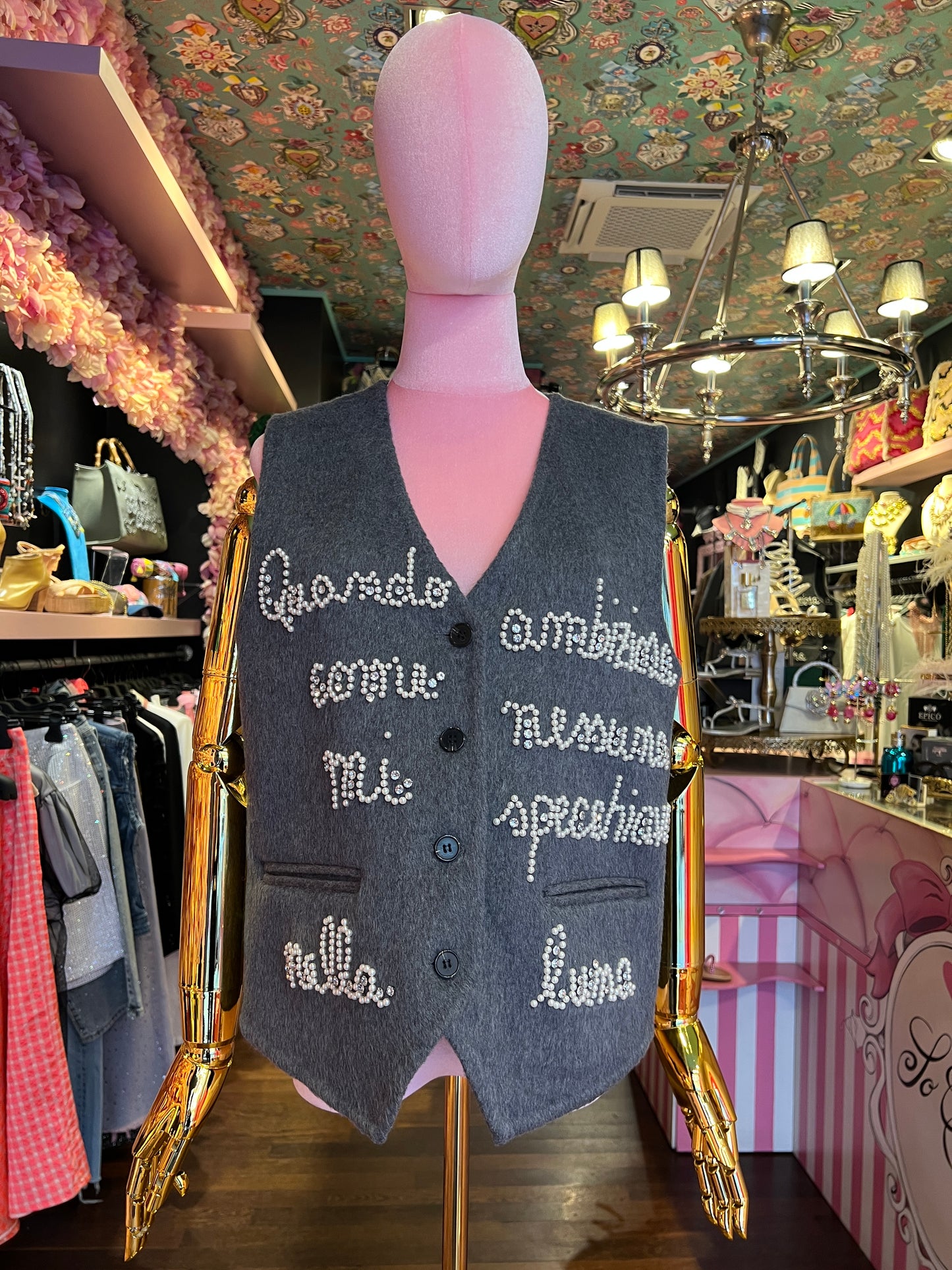 Front street gilet in panno con scritta perle