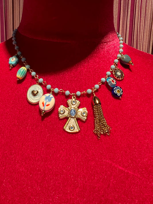 Collana girocollo perline turchesi con croce celeste charms turchesi blu